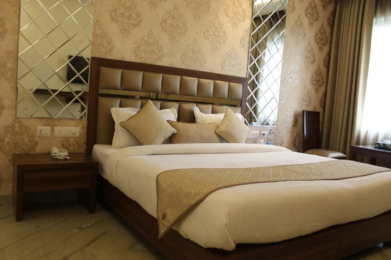 Hotel Royal Residence Iffco Chowk Gurgaon